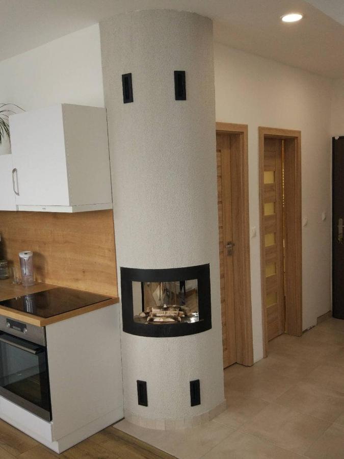 Moderny Apartman S Krbom A Klimatizaciou Presov Bagian luar foto